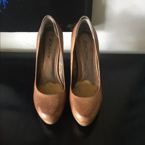 ZiGiny Soho Platform Tan Heels Size 7